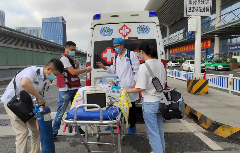 武平县救护车出租公司